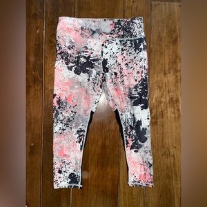 Paint splatter leggings